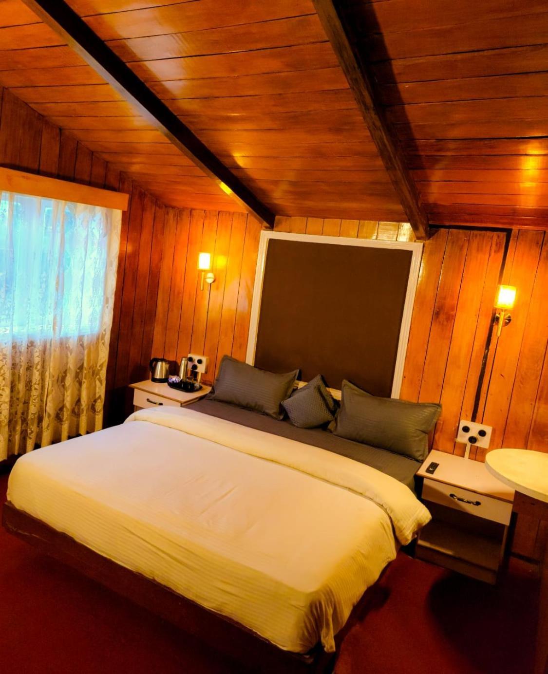 Woodhouse Hotel Ooty Ngoại thất bức ảnh
